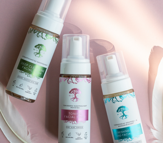 Refreshing Shaving and Facial Foam 150ml pump bottle peppermint plant water seaweed extract label made in Estonia