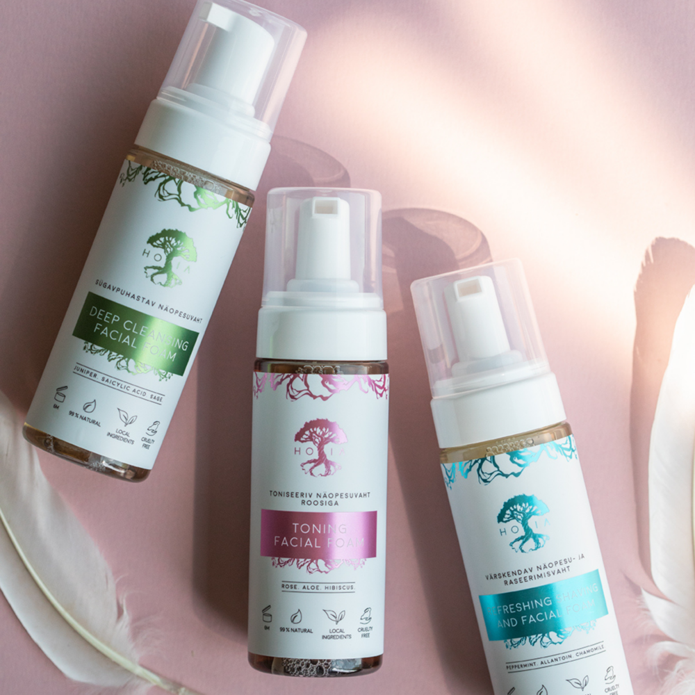 Refreshing Shaving and Facial Foam 150ml pump bottle peppermint plant water seaweed extract label made in Estonia