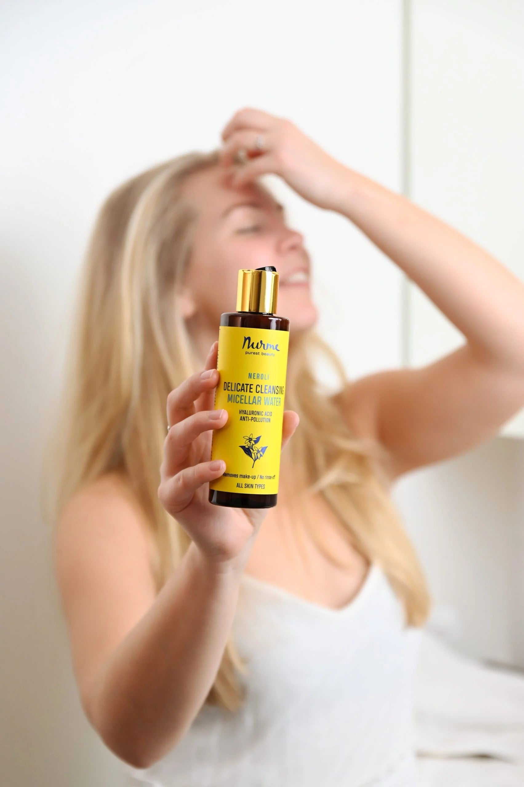 Neroli mini face care set in zip cosmetic bag with 15ml day cream 15ml night cream 50ml cleansing foam and 50ml micellar water