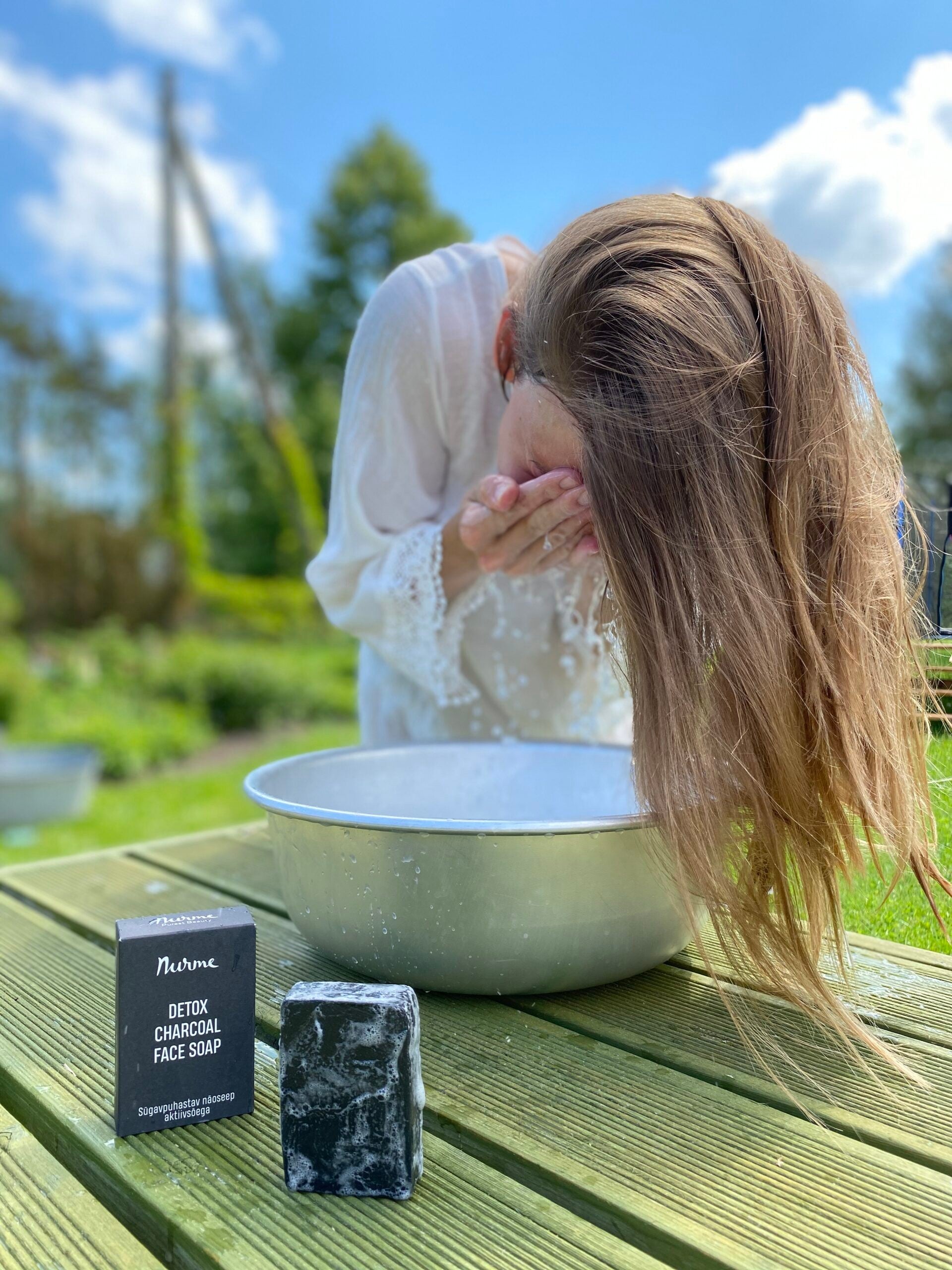 Facial Cleansing Bar 100g with goat's milk and activated charcoal zero-waste solid soap bar