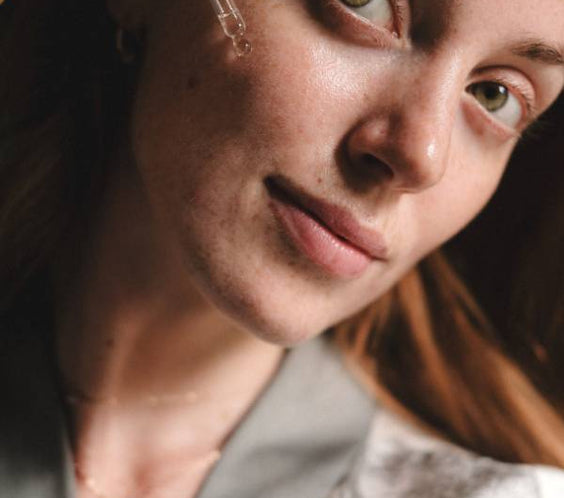 30ml Bakuchiol anti-aging serum bottle labeled squalane bakuchiol fragrance-free 100% vegan